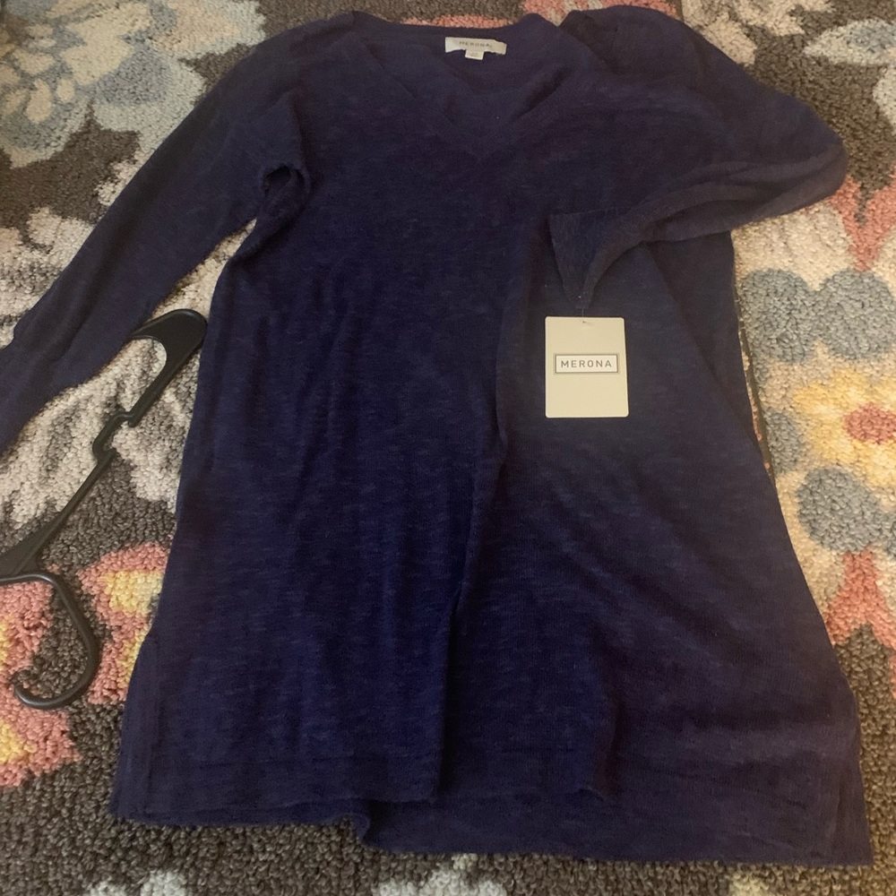 V neck navy tunic by Merona